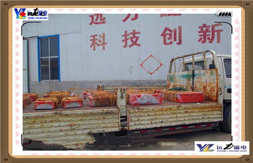 懸掛式永磁除鐵器，山西懸掛式永磁除鐵器定制_內(nèi)部磁塊安裝方法_山西懸掛式永磁除鐵器定制供應(yīng)型號(hào)價(jià)格